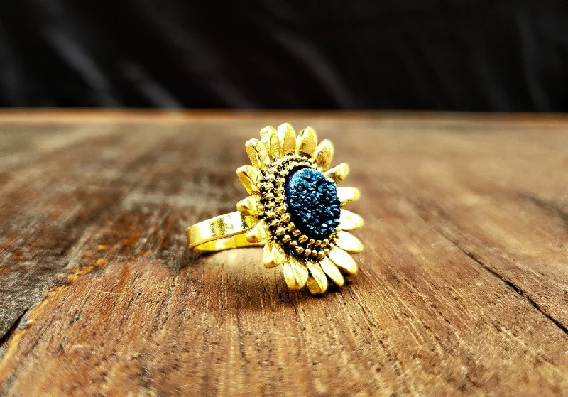 cushion-cut rings for women -Gold Blue Druzy Crystal Adjustable Flower Ring